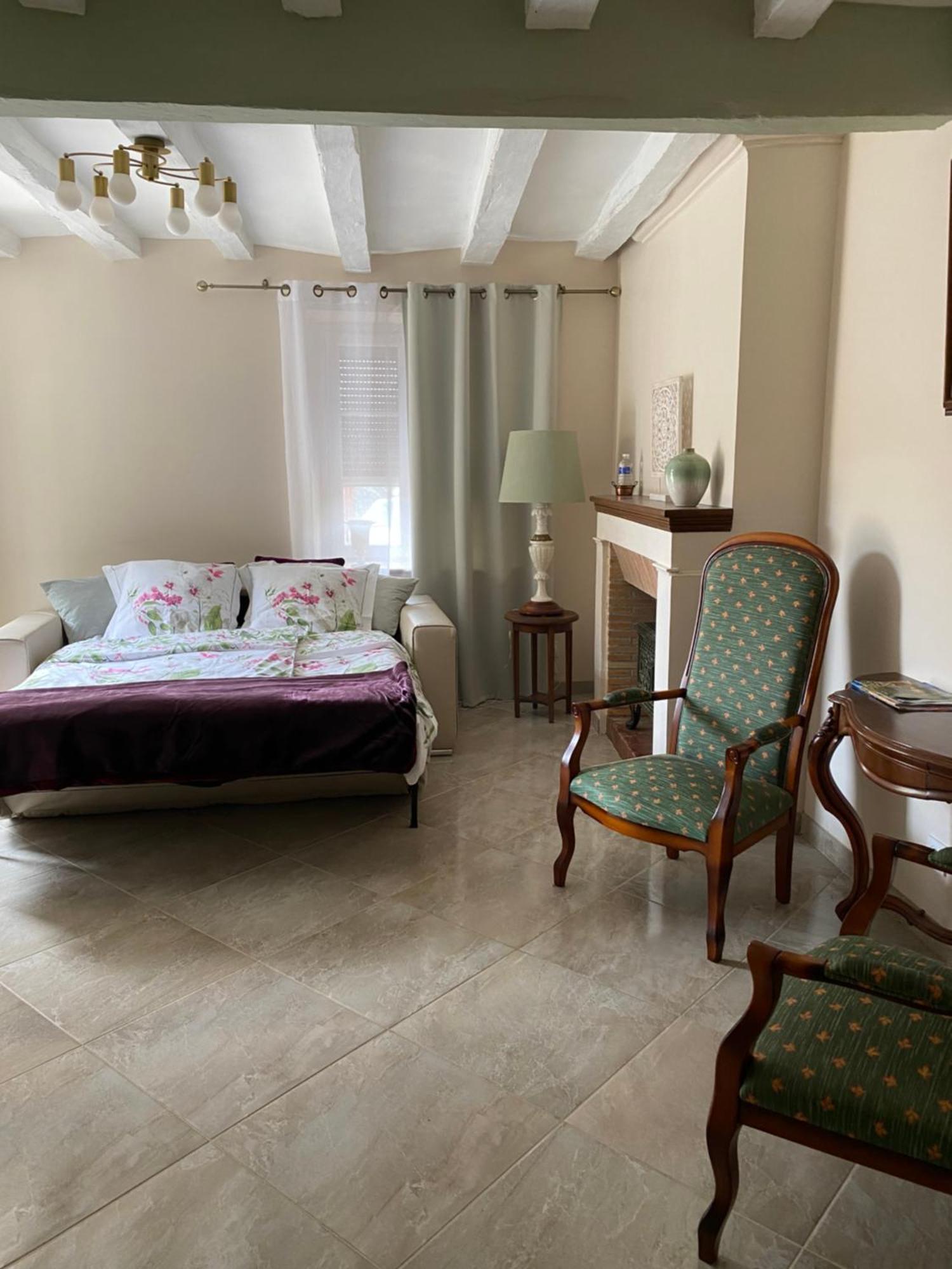 Bed and Breakfast Le Manoir Des Roches Bourre Экстерьер фото